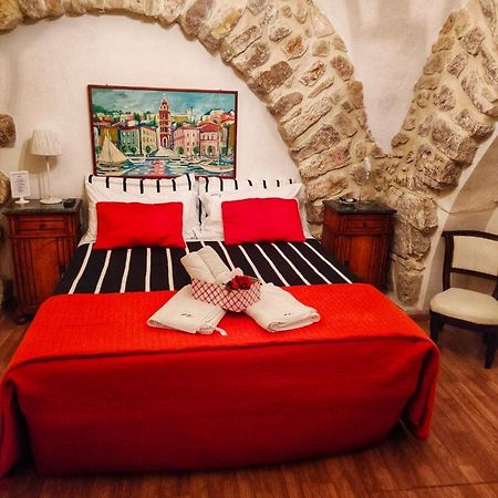 Nari Bed&Breakfast Gaeta Bagian luar foto