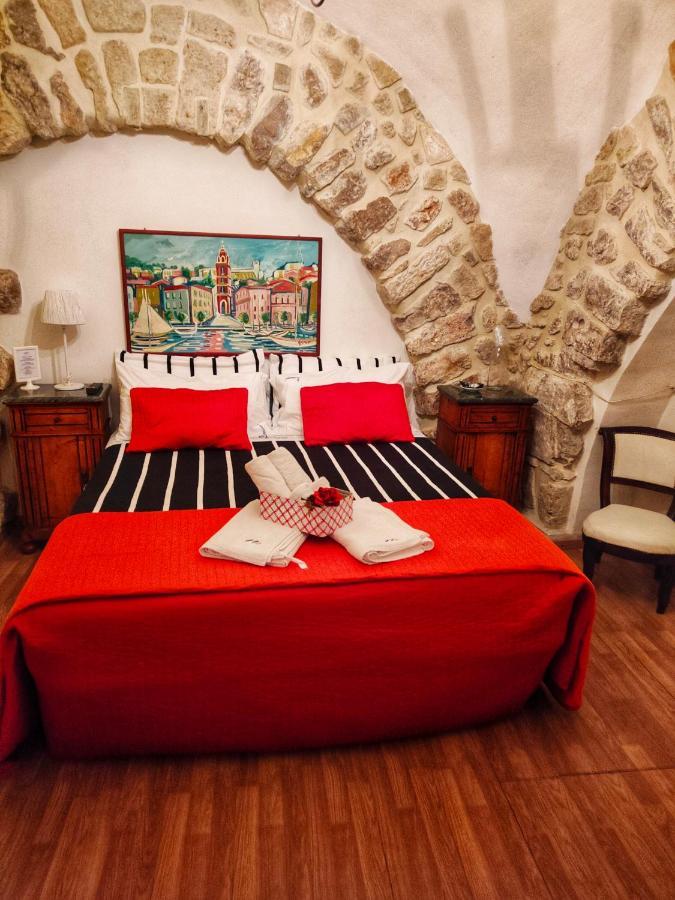 Nari Bed&Breakfast Gaeta Bagian luar foto