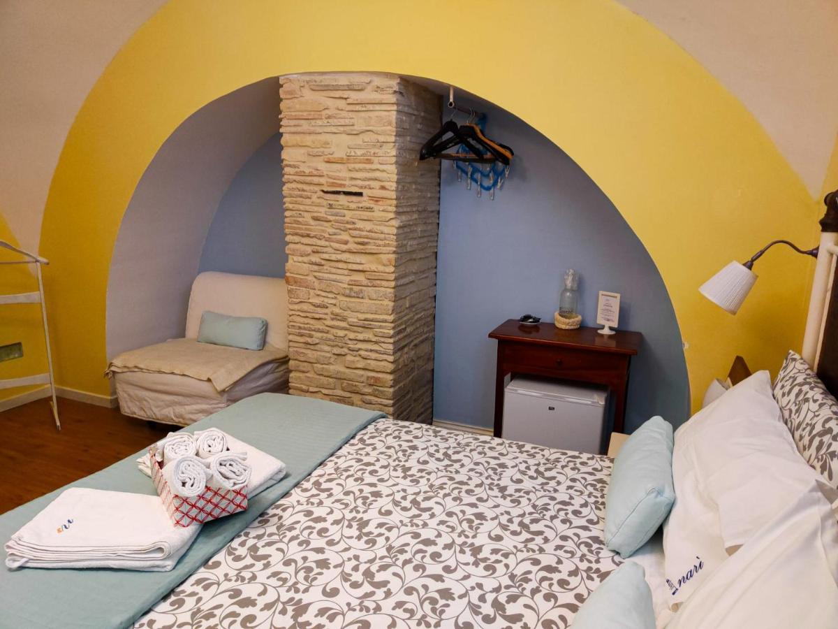Nari Bed&Breakfast Gaeta Bagian luar foto