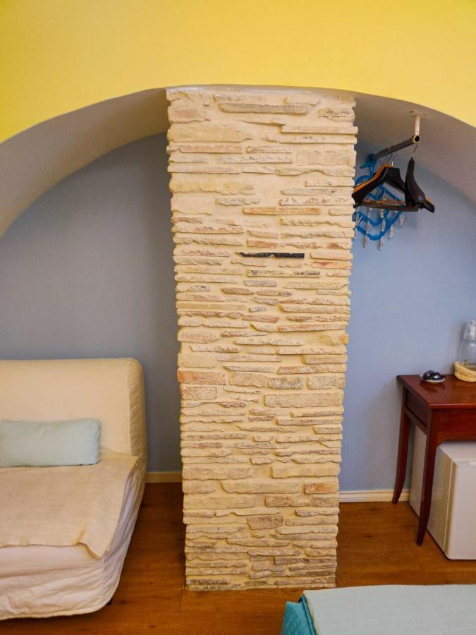 Nari Bed&Breakfast Gaeta Bagian luar foto