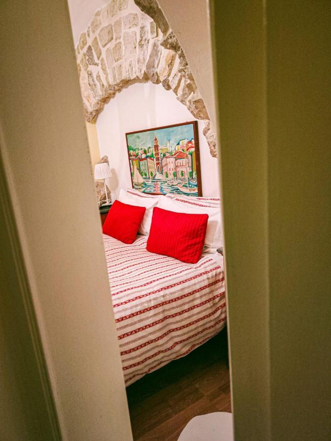 Nari Bed&Breakfast Gaeta Bagian luar foto