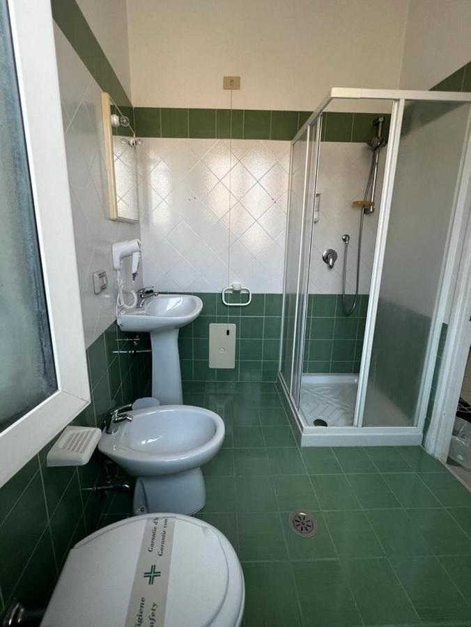 Nari Bed&Breakfast Gaeta Bagian luar foto