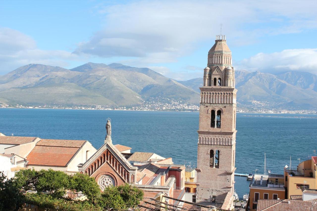 Nari Bed&Breakfast Gaeta Bagian luar foto
